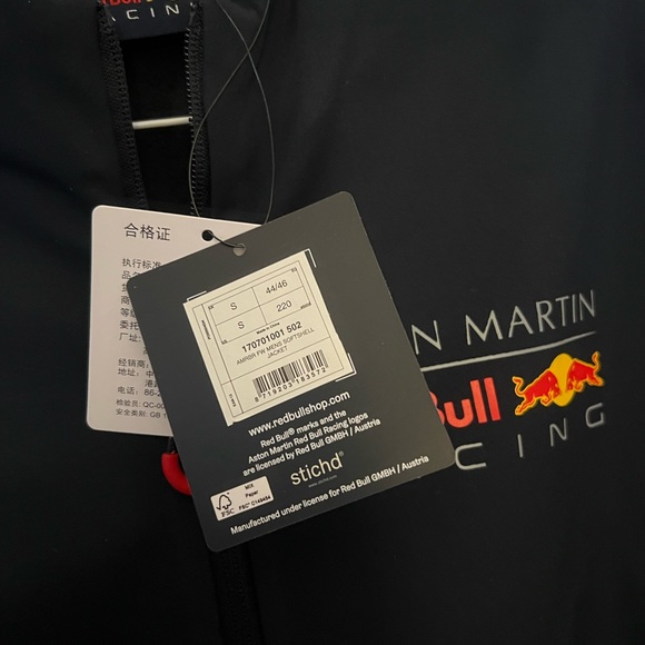 Red Bull Aston Martin racing jacket - Picture 6 of 6